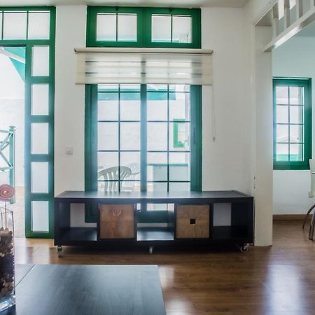 Apartamentos Haria En Puerto Del Carmen Tías Dış mekan fotoğraf
