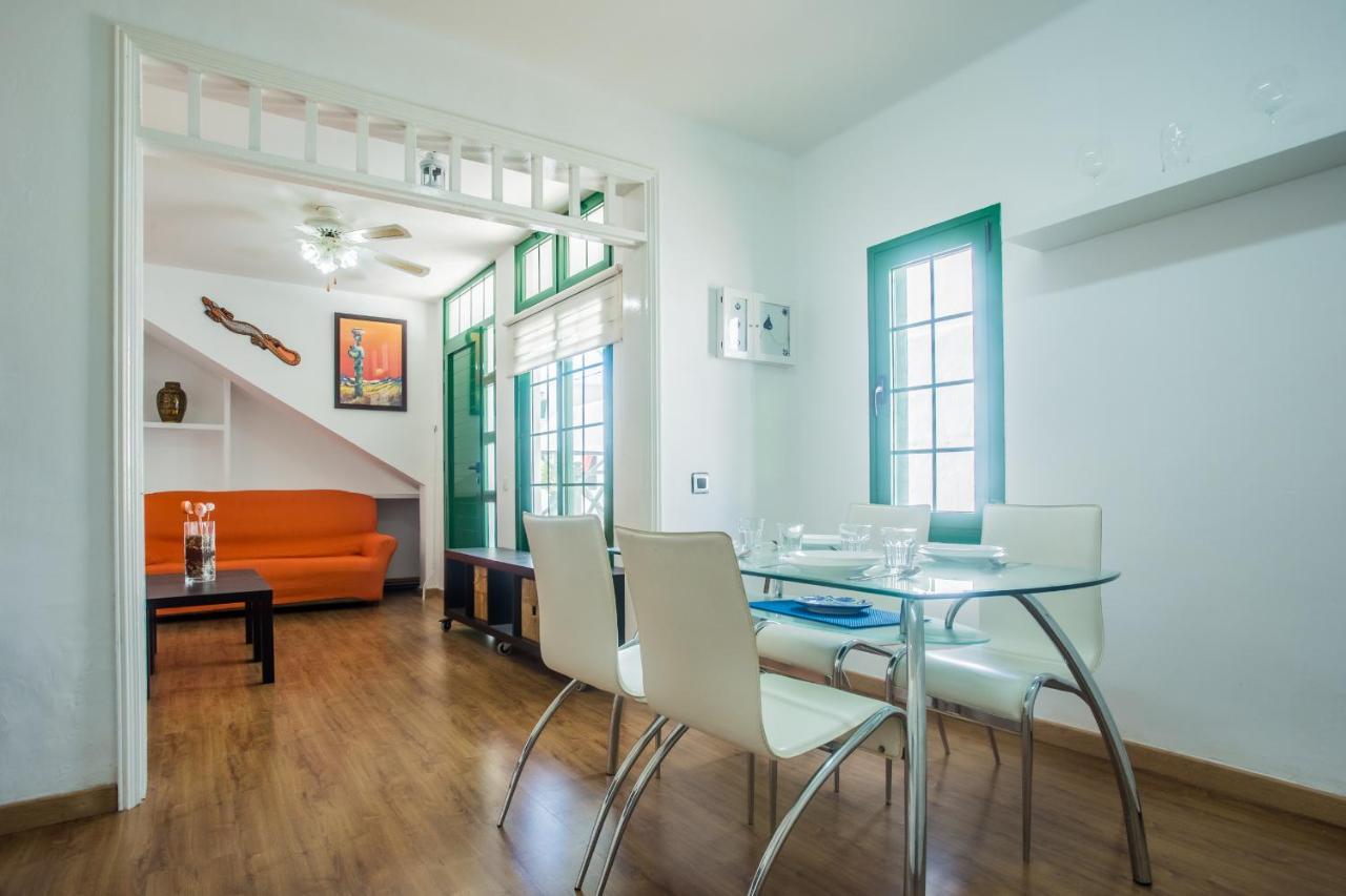 Apartamentos Haria En Puerto Del Carmen Tías Dış mekan fotoğraf