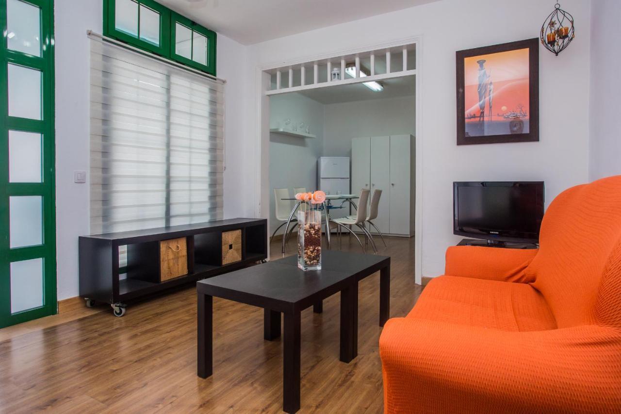Apartamentos Haria En Puerto Del Carmen Tías Dış mekan fotoğraf