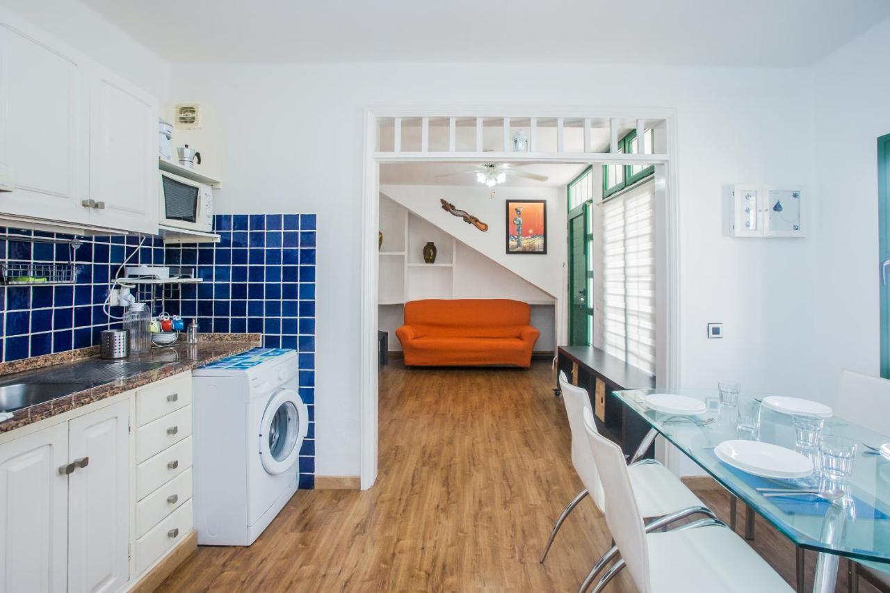 Apartamentos Haria En Puerto Del Carmen Tías Dış mekan fotoğraf