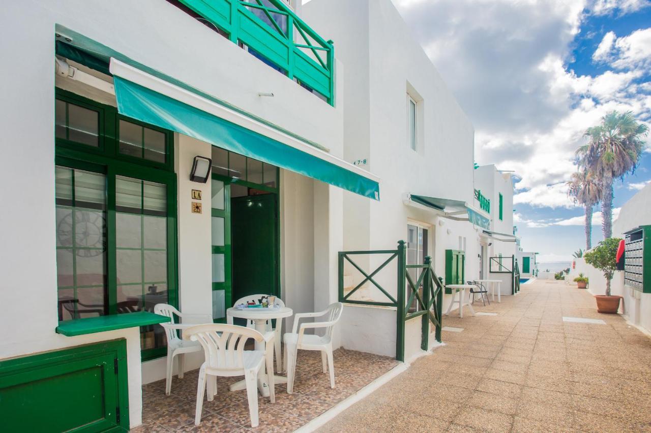 Apartamentos Haria En Puerto Del Carmen Tías Dış mekan fotoğraf